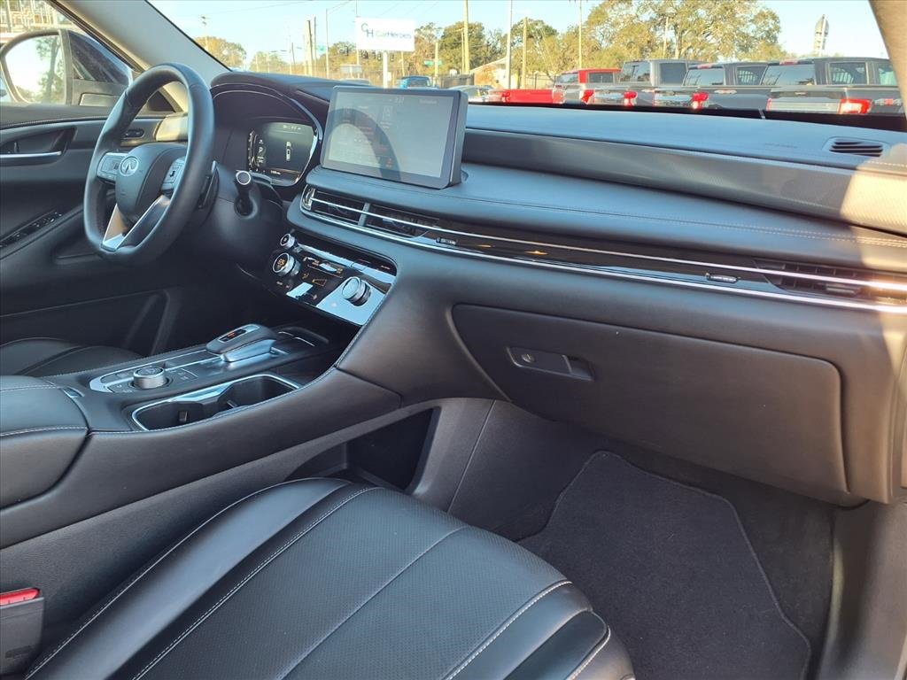Used 2024 INFINITI QX60 Luxe image 11