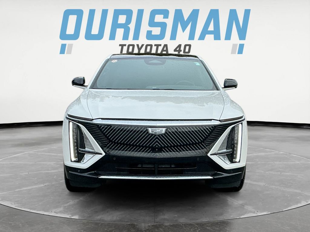 Used 2024 Cadillac Lyriq Luxury image 1