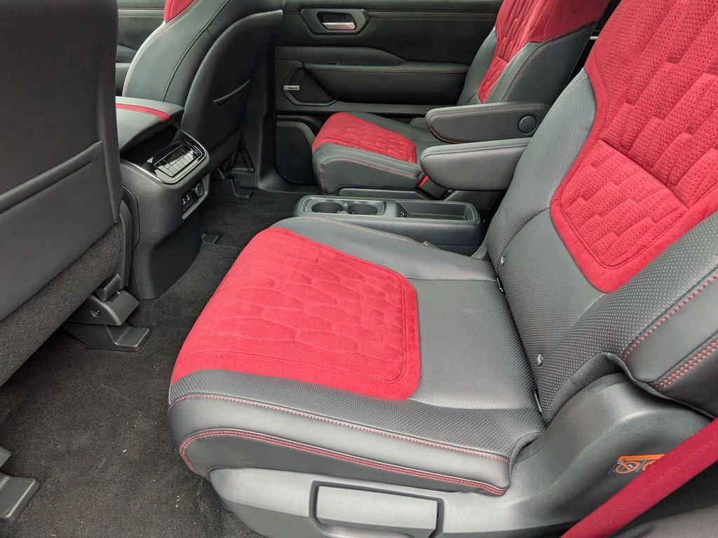 New 2026 Nissan Armada NISMO AWD/4WD image 22