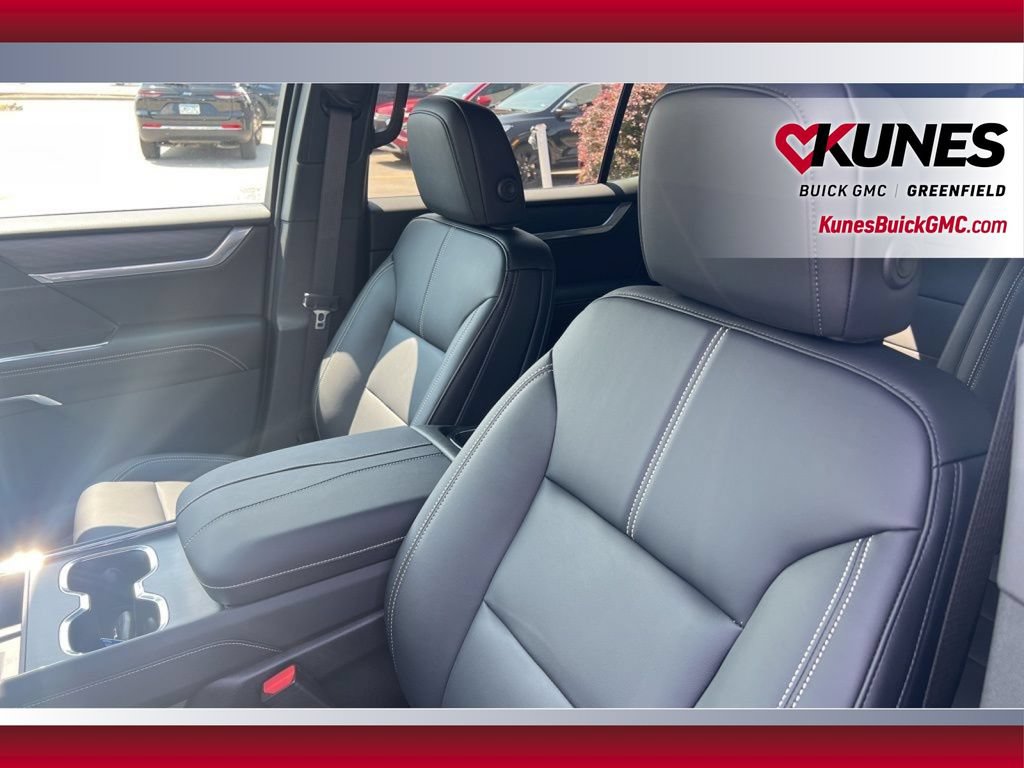 New 2025 GMC Acadia Elevation w/ Elevation Premium Package FWD image 22