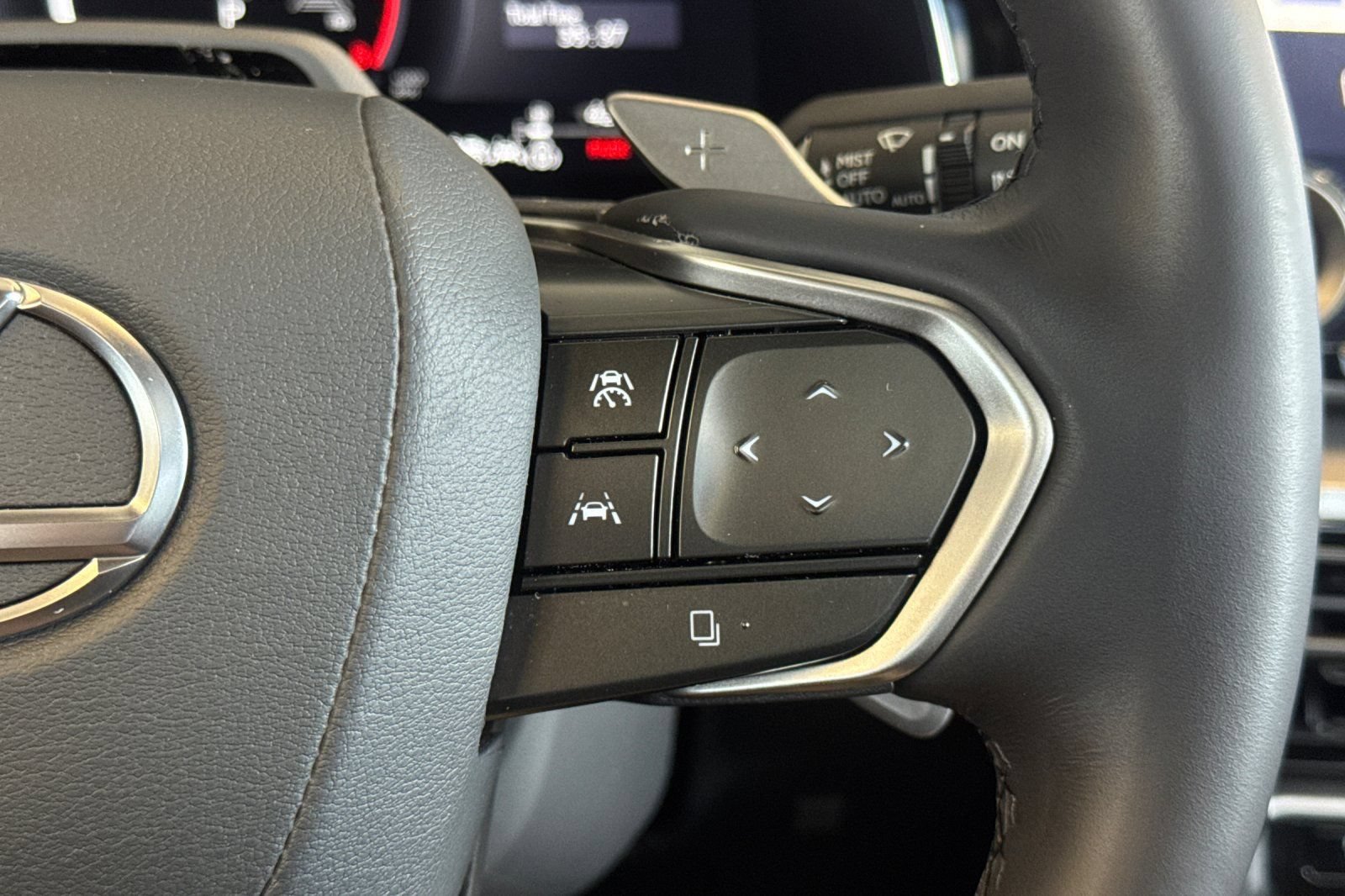 Used 2025 Lexus TX 350 AWD w/ Technology Package image 37