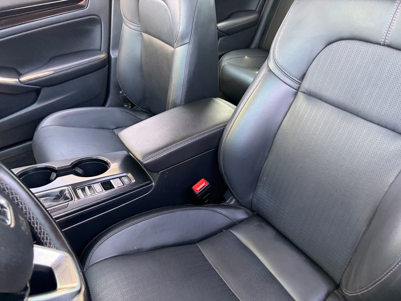 Used 2023 Honda Civic Touring image 16