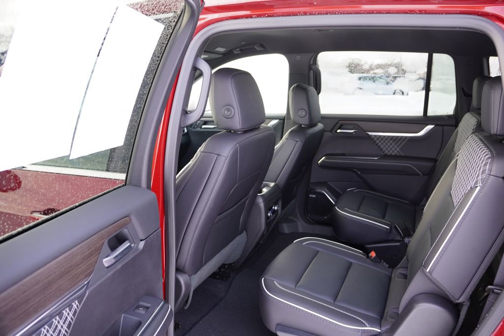 Certified 2025 GMC Acadia Denali image 17
