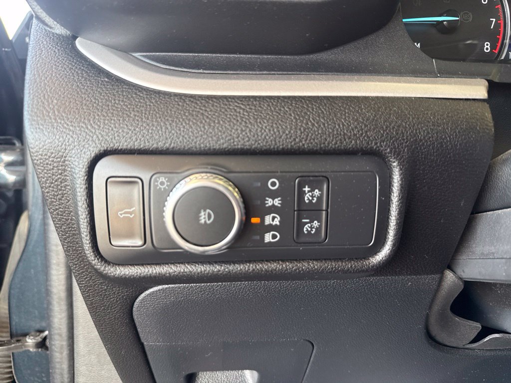 Used 2022 Ford Explorer XLT w/ Equipment Group 202A AWD/4WD image 14