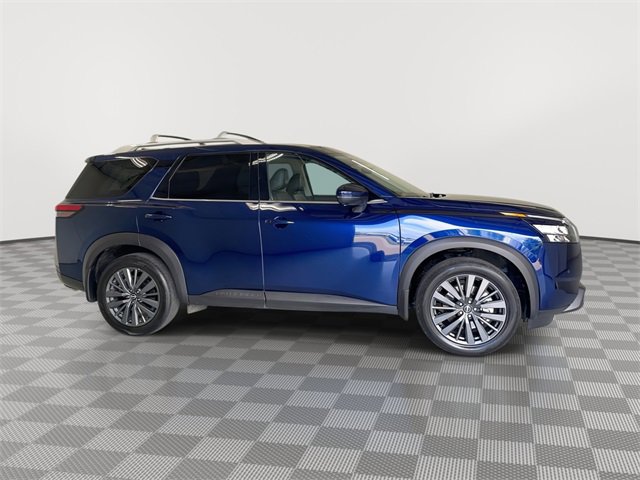 Certified 2025 Nissan Pathfinder SL w/ SL Premium Package image 12