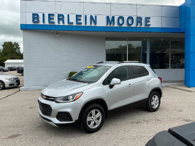 Used 2022 Chevrolet Trax LT w/ LT Convenience Package AWD/4WD image 1