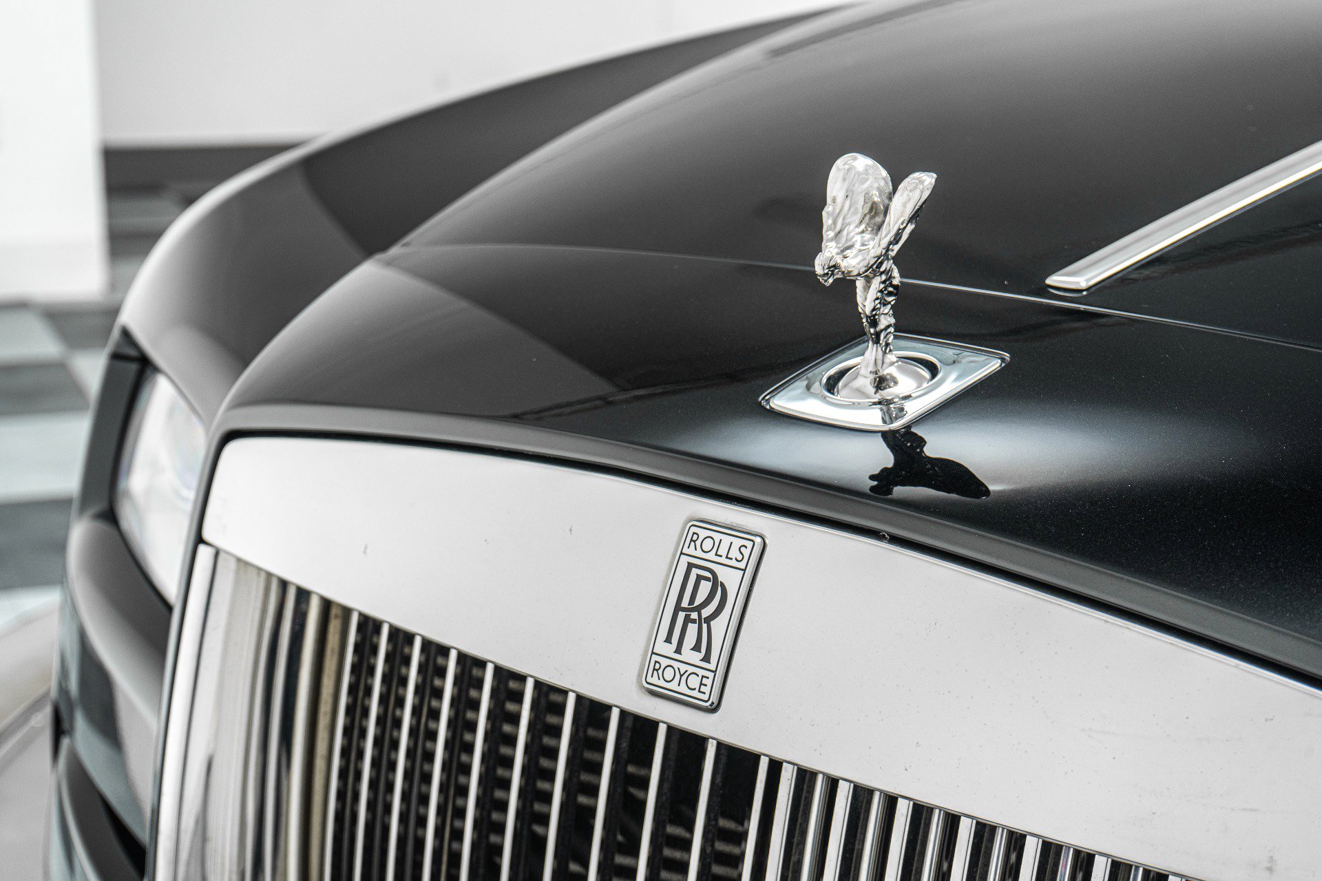 Used 2015 Rolls-Royce Wraith image 34
