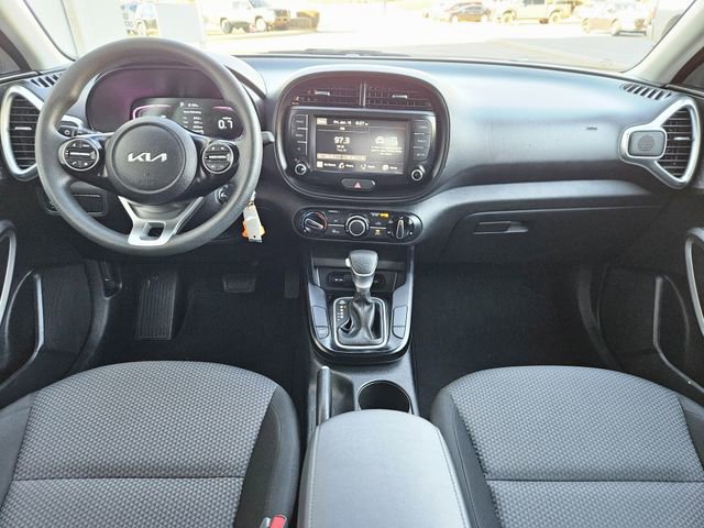 Used 2024 Kia Soul LX w/ Option Group 015 image 15