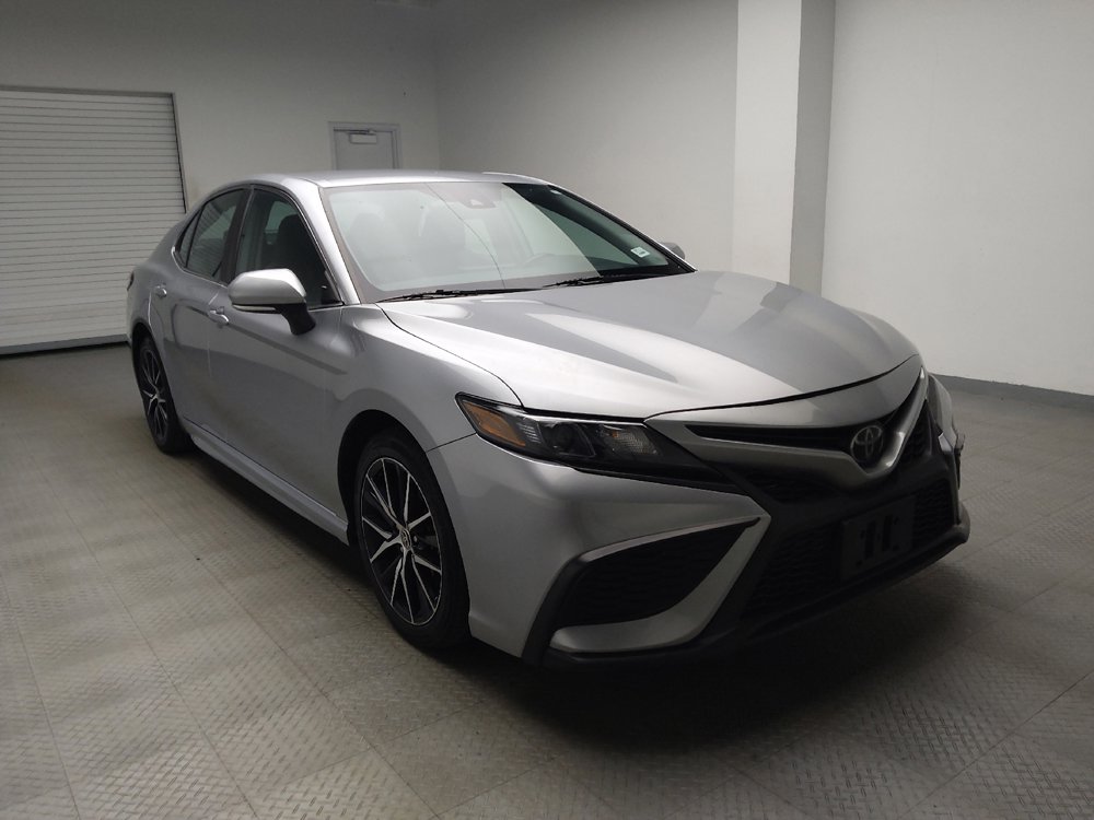 Used 2023 Toyota Camry SE FWD image 13