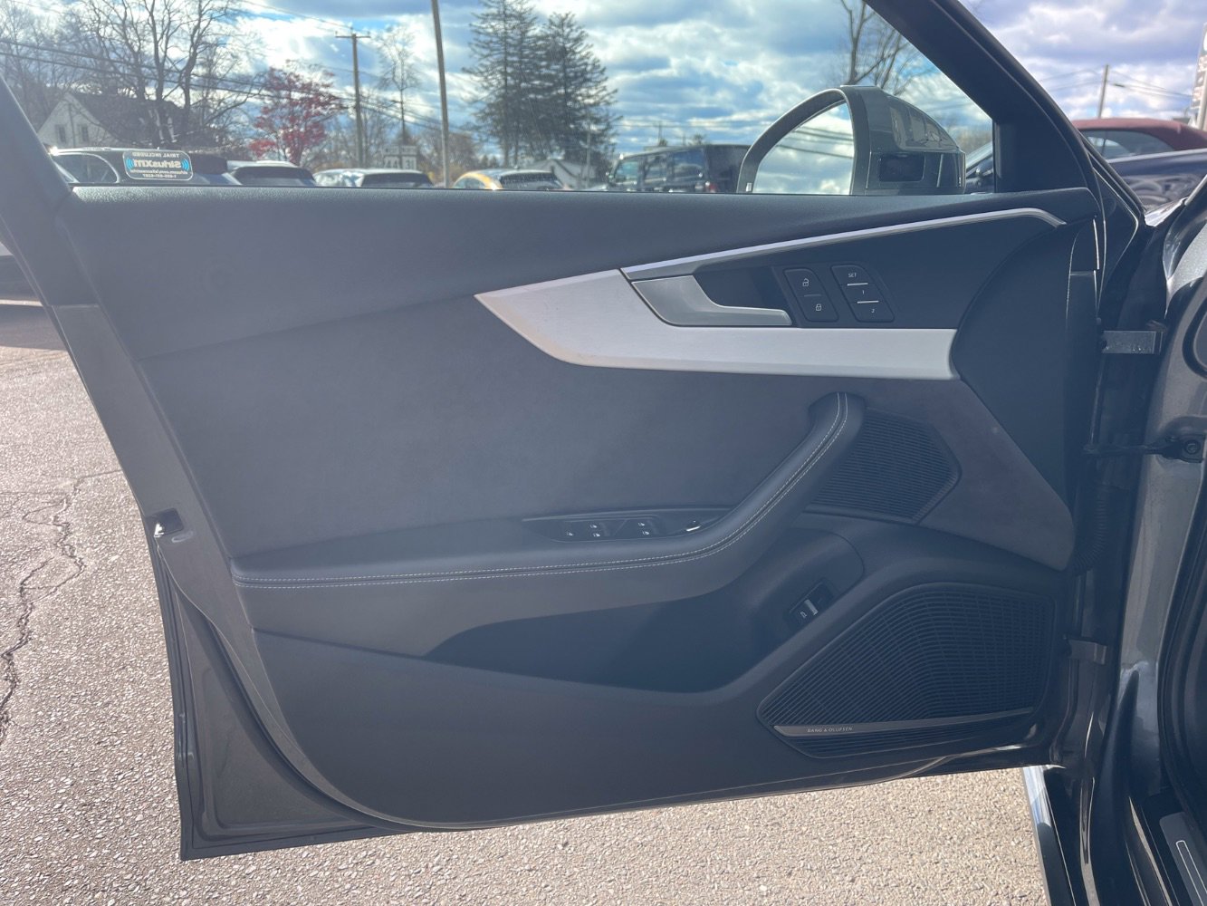 Used 2017 Audi A4 2.0T Premium Plus w/ Premium Plus Package image 29