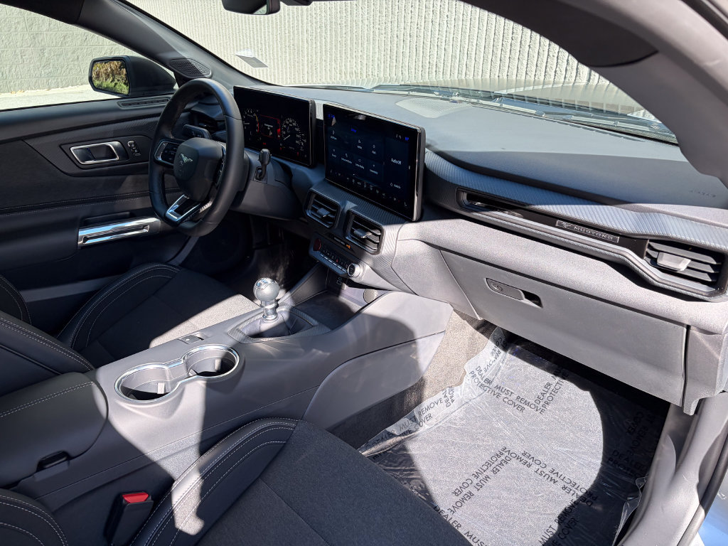 Certified 2025 Ford Mustang GT RWD image 19