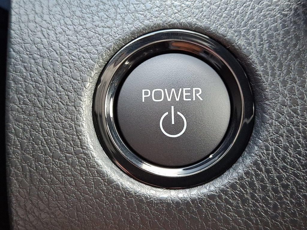 New 2026 Toyota Camry SE FWD image 17