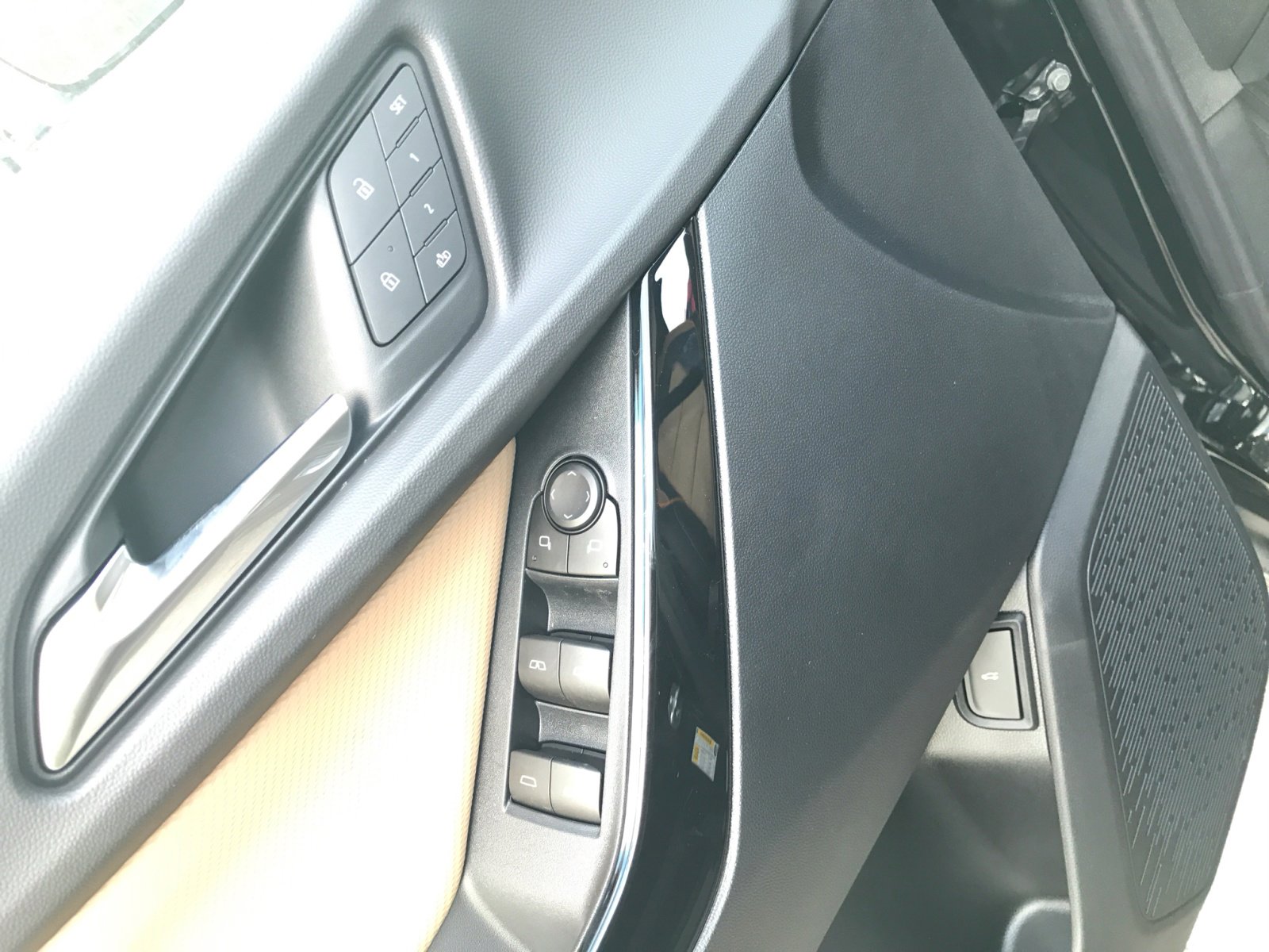 New 2026 Chevrolet Equinox ACTIV w/ Convenience Package III image 17