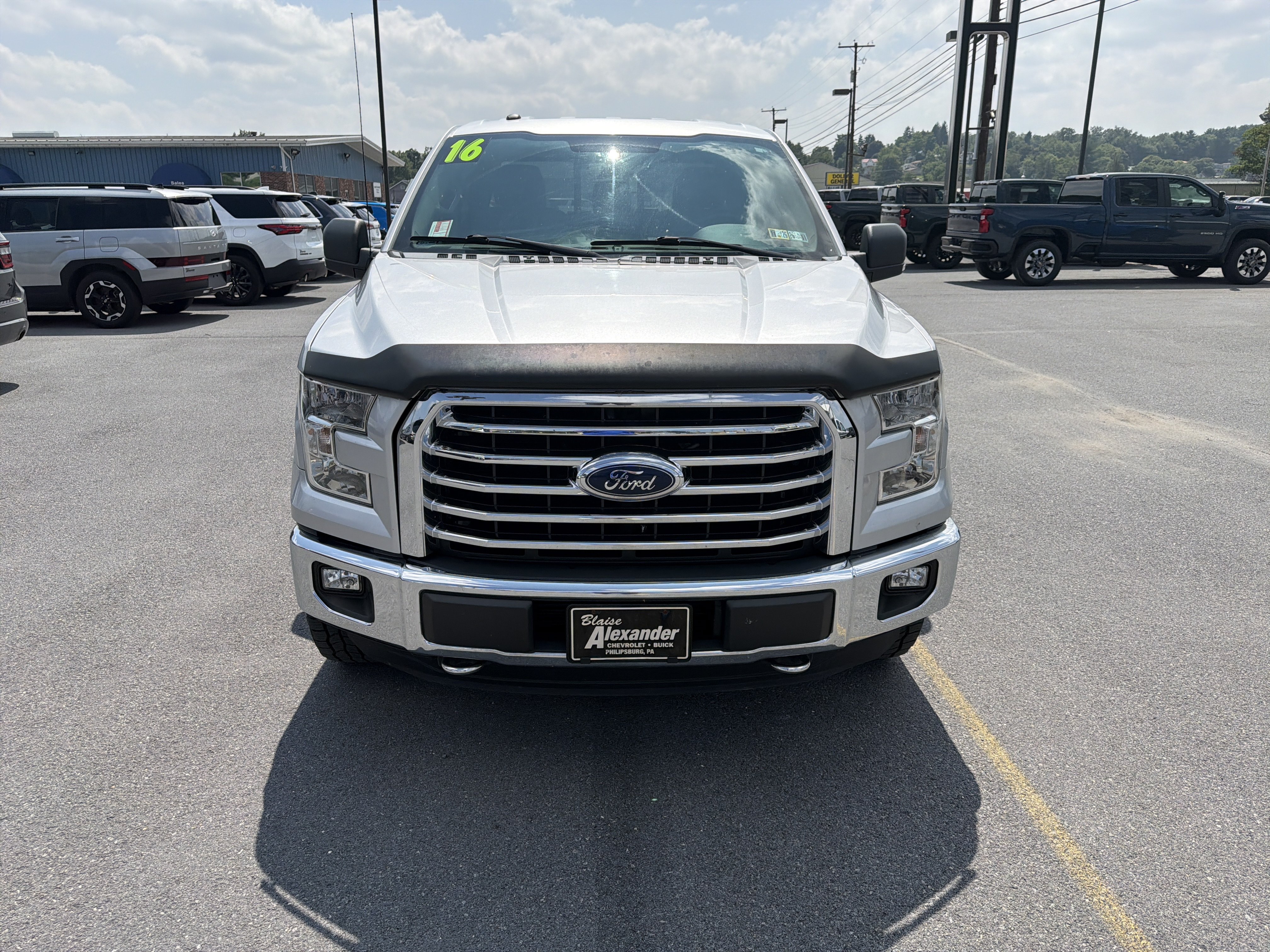 Used 2016 Ford F150 XLT w/ Equipment Group 302A Luxury AWD/4WD image 10