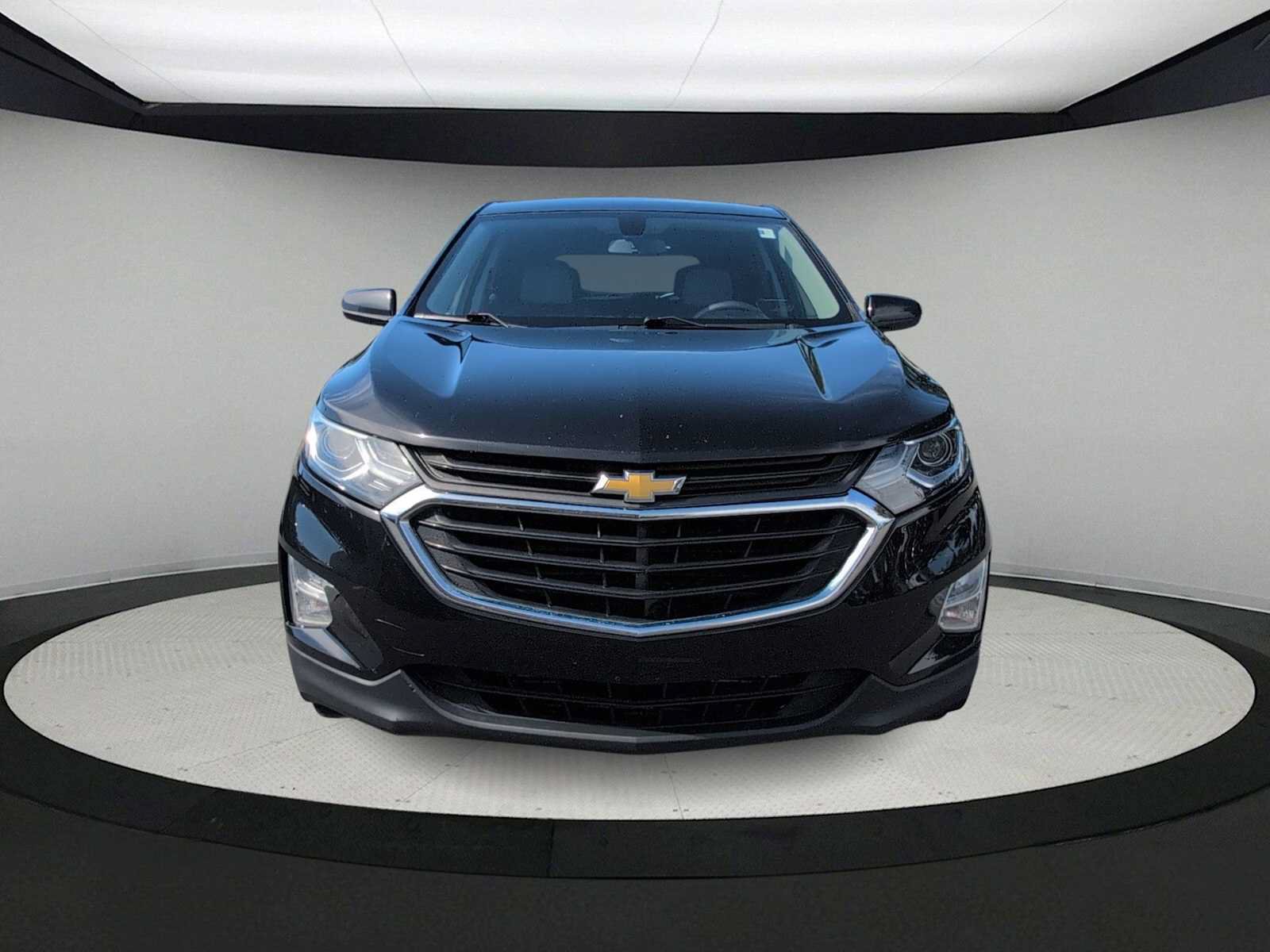 Used 2018 Chevrolet Equinox LT FWD image 3