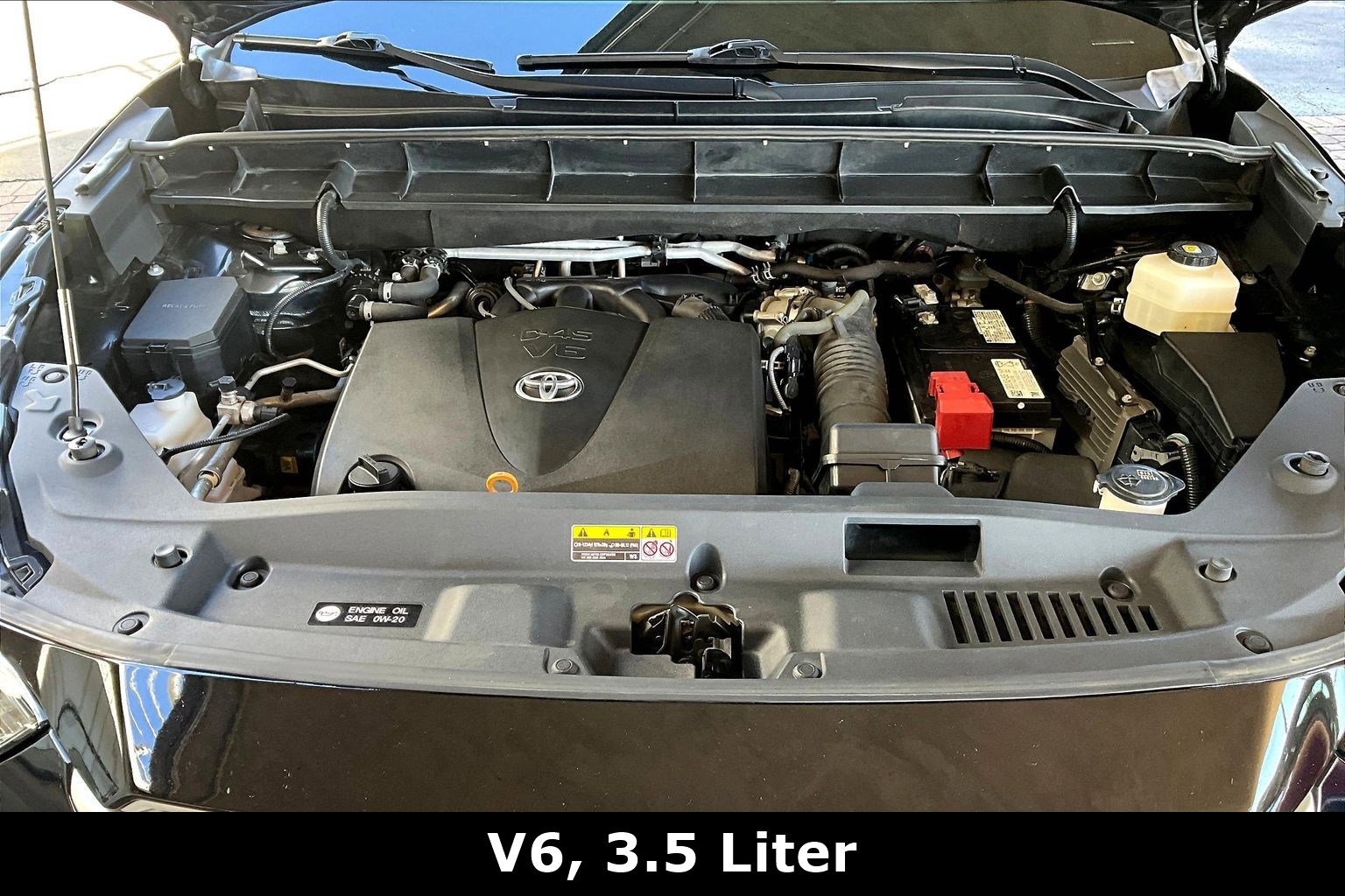 Used 2021 Toyota Highlander XLE image 31