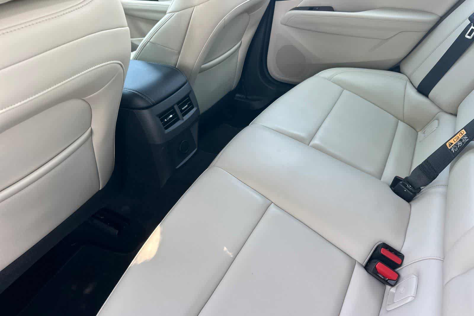 Used 2025 Cadillac CT4 Luxury w/ Sun And Sound Package RWD image 5