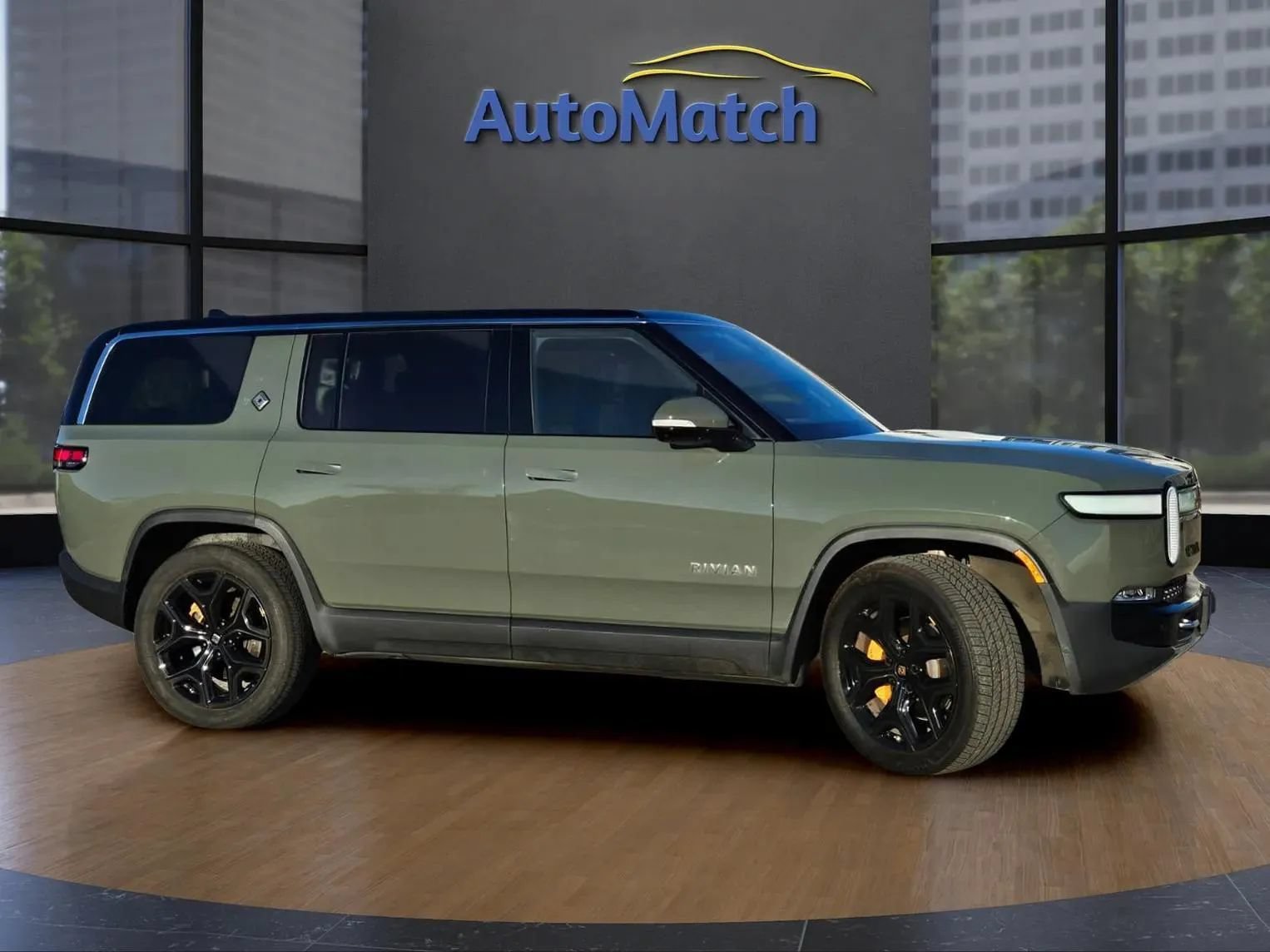 Used 2023 Rivian R1S Launch Edition AWD/4WD image 13
