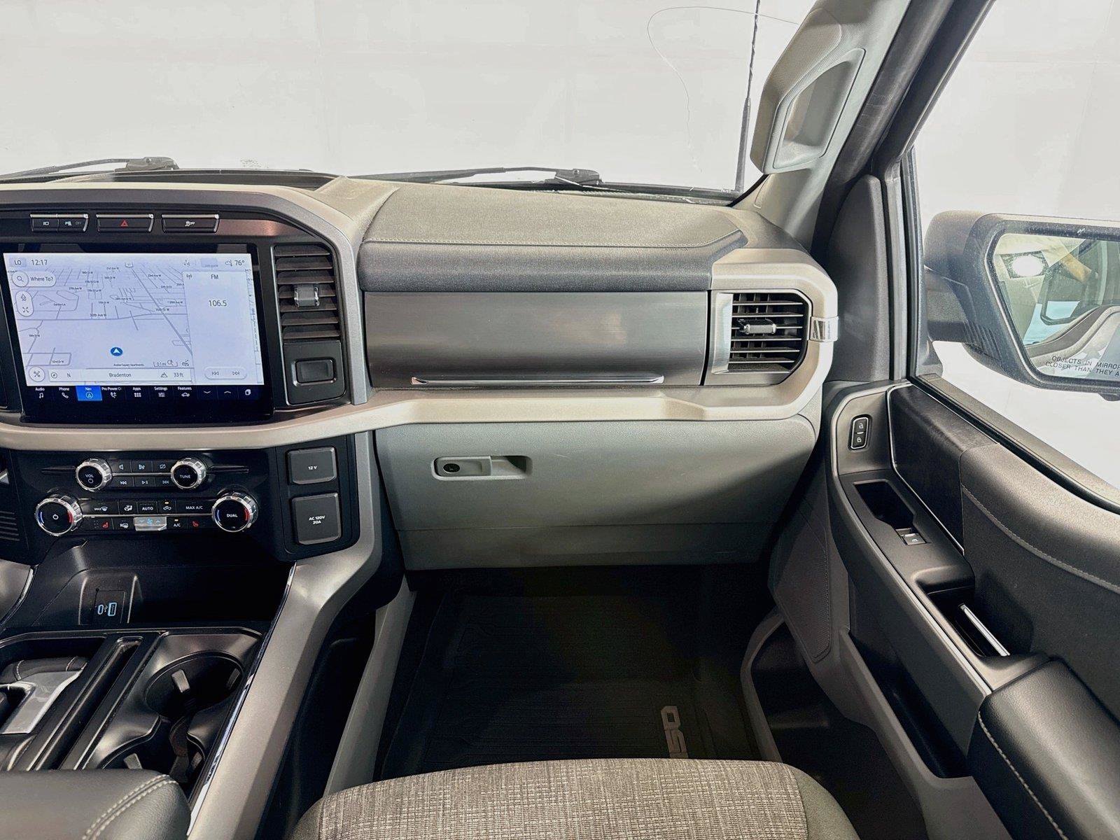 Used 2023 Ford F150 Lightning XLT AWD/4WD image 37