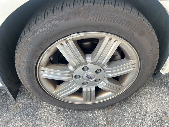 Used 2009 Ford Taurus Limited image 5