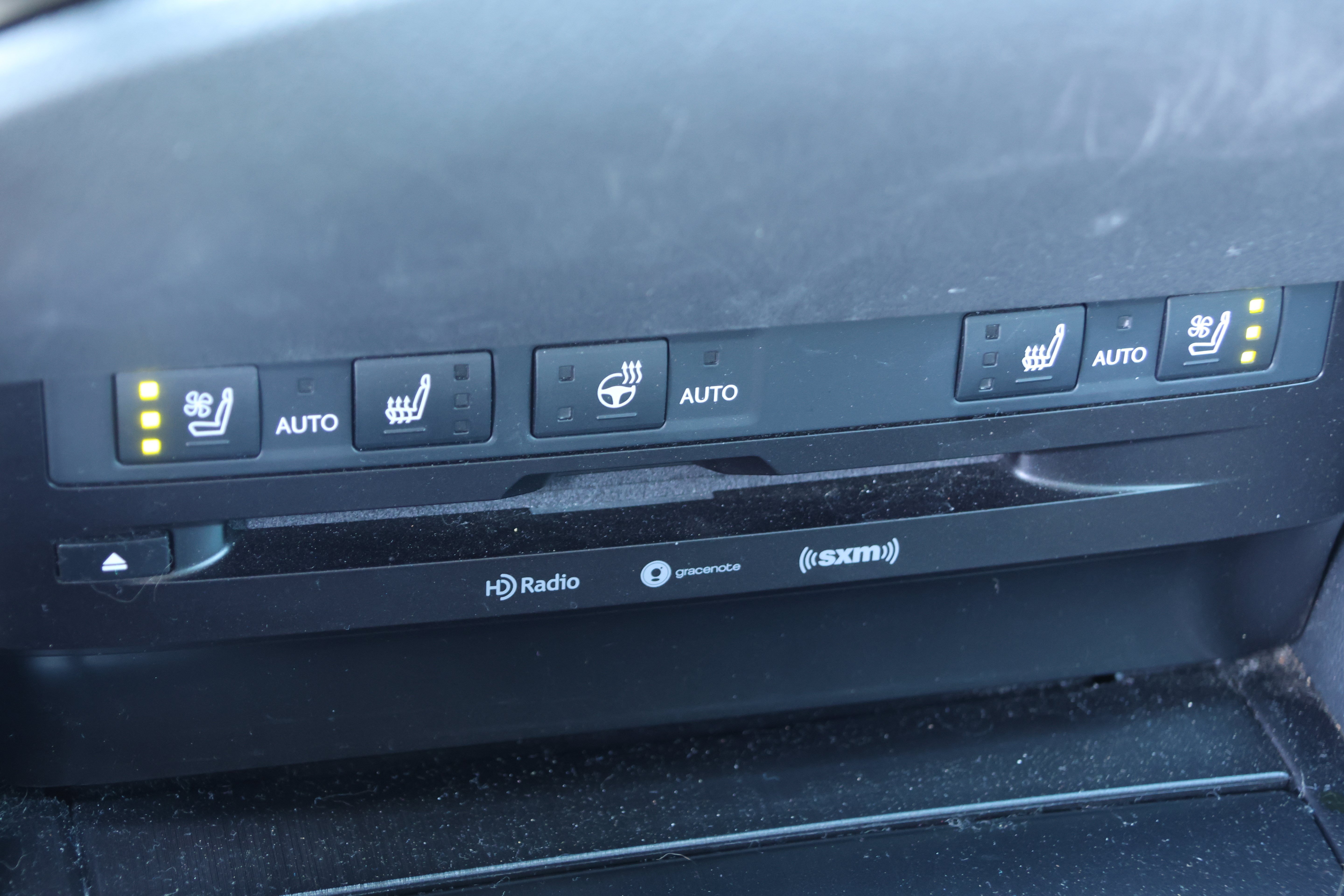 Used 2021 Lexus ES 300h w/ Premium Package FWD image 24