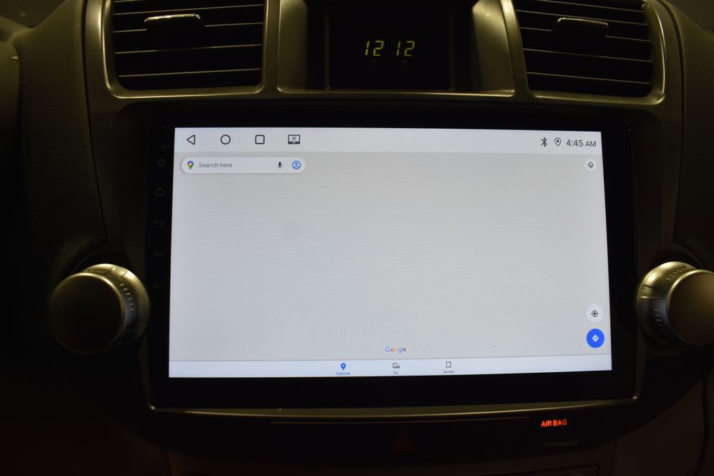Used 2012 Toyota Highlander FWD w/ Cold Weather Pkg image 20