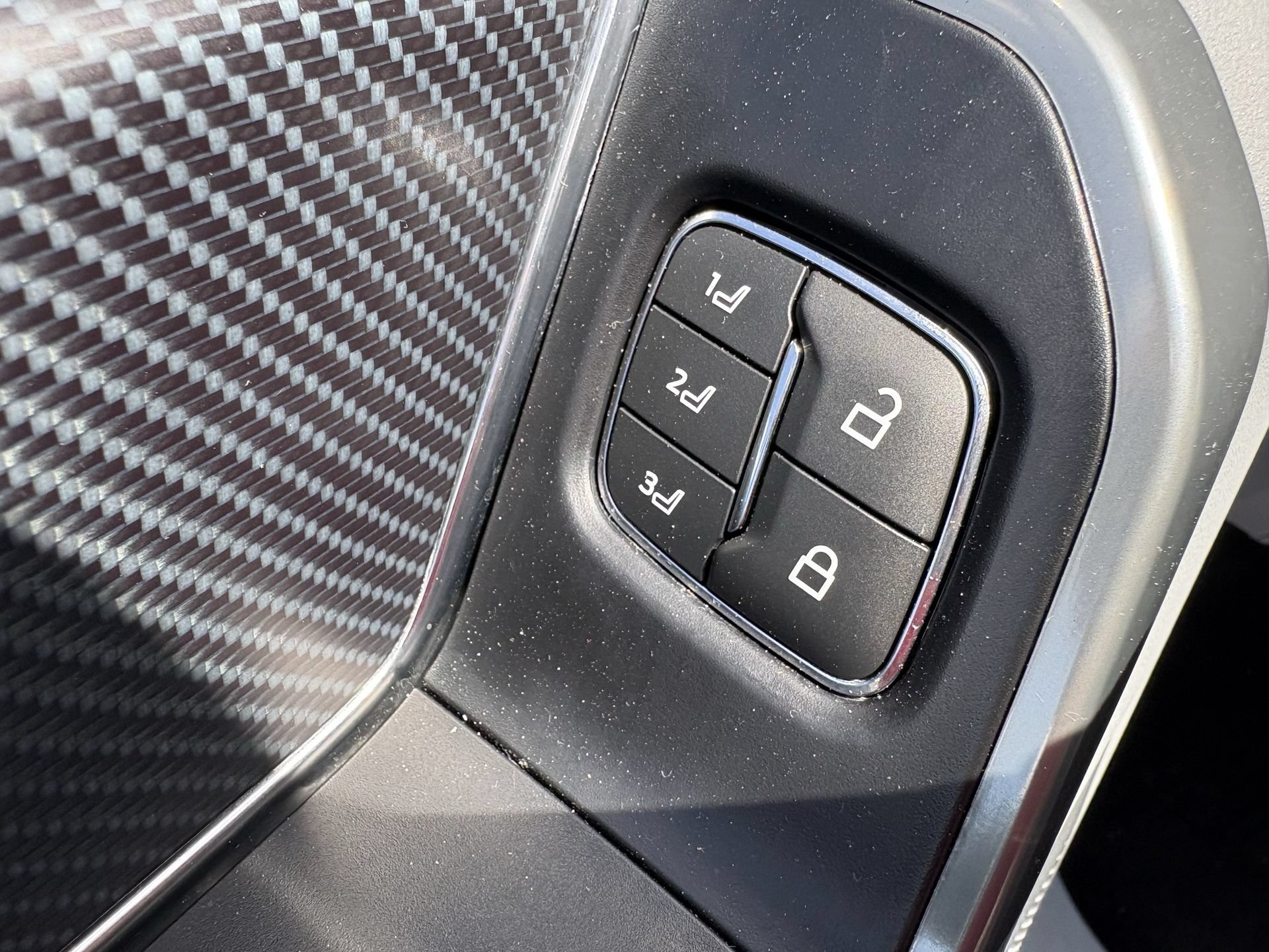 Used 2022 Ford F150 Limited AWD/4WD image 17