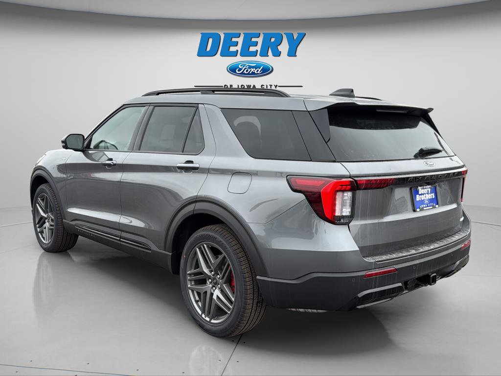 New 2026 Ford Explorer ST-Line w/ ST-Line Street Pack image 13