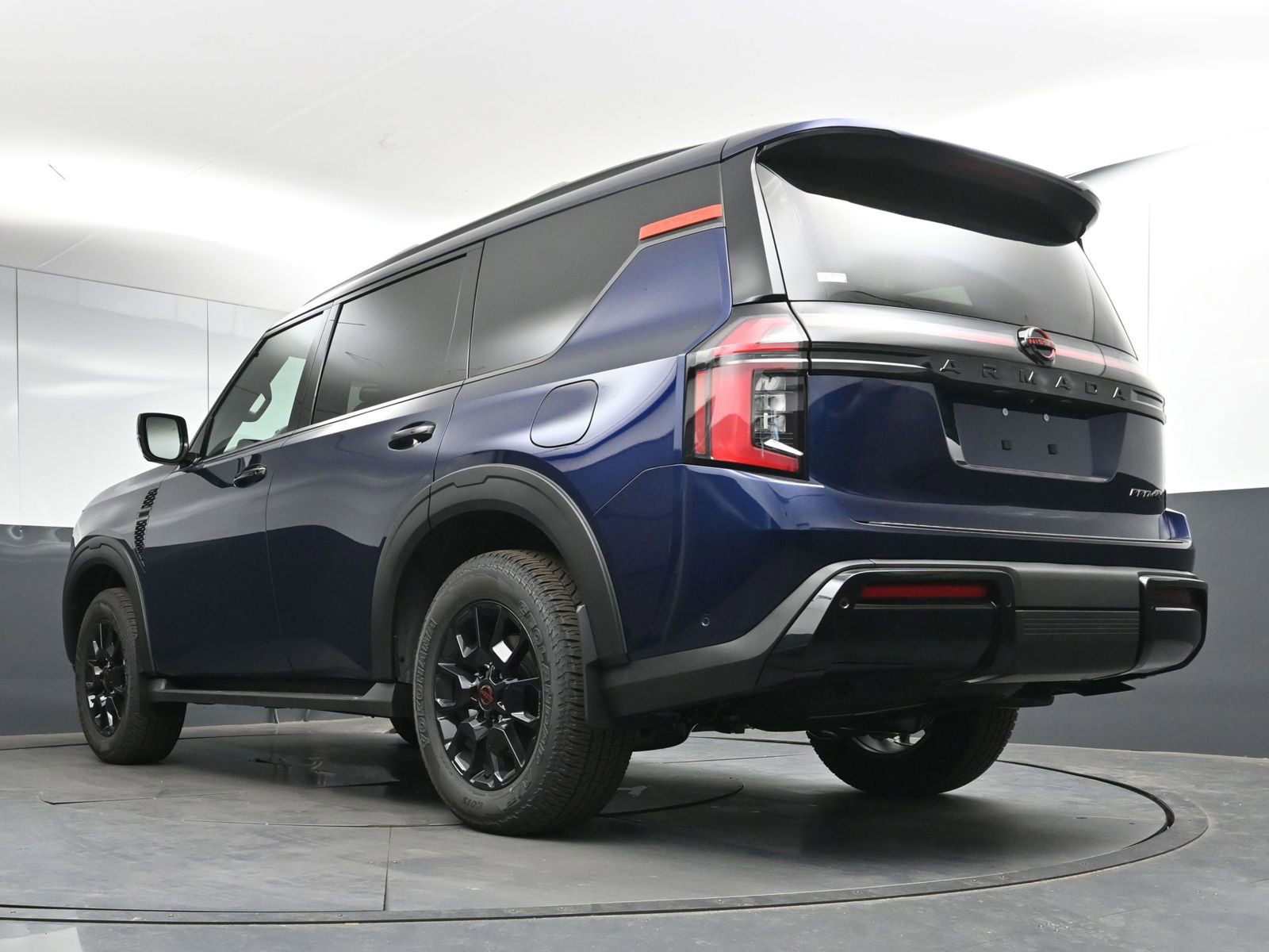New 2026 Nissan Armada PRO-4X w/ Captain's Chari Seat Package AWD/4WD image 29