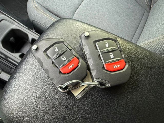 Used 2024 Jeep Wrangler Unlimited Sport image 30