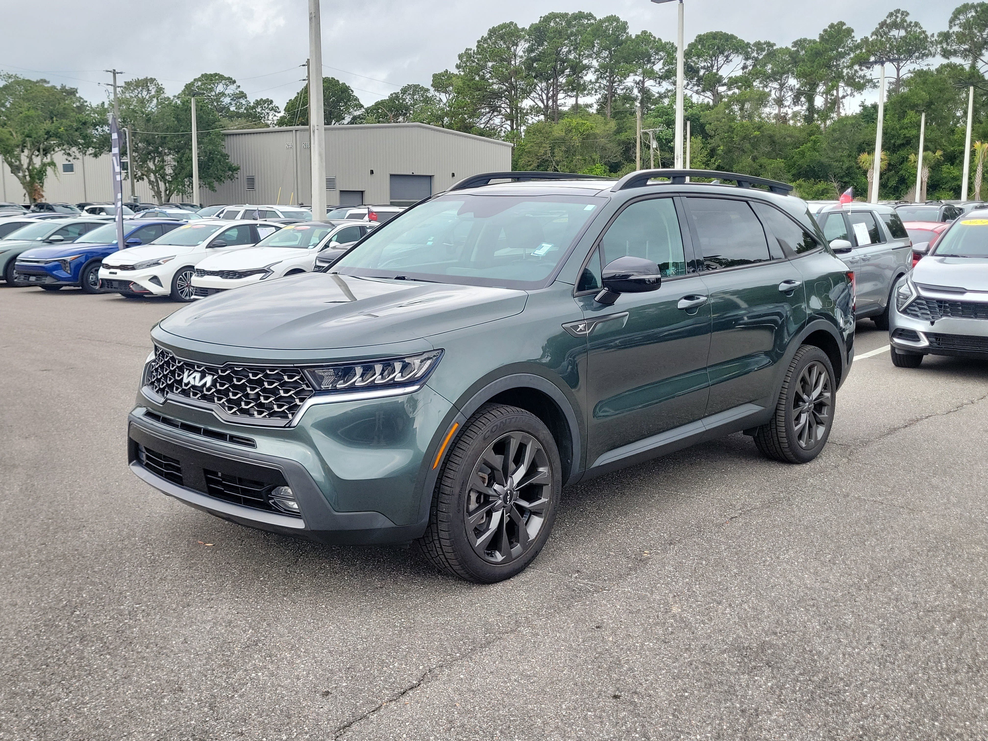 Certified 2023 Kia Sorento X-Line EX AWD/4WD image 3