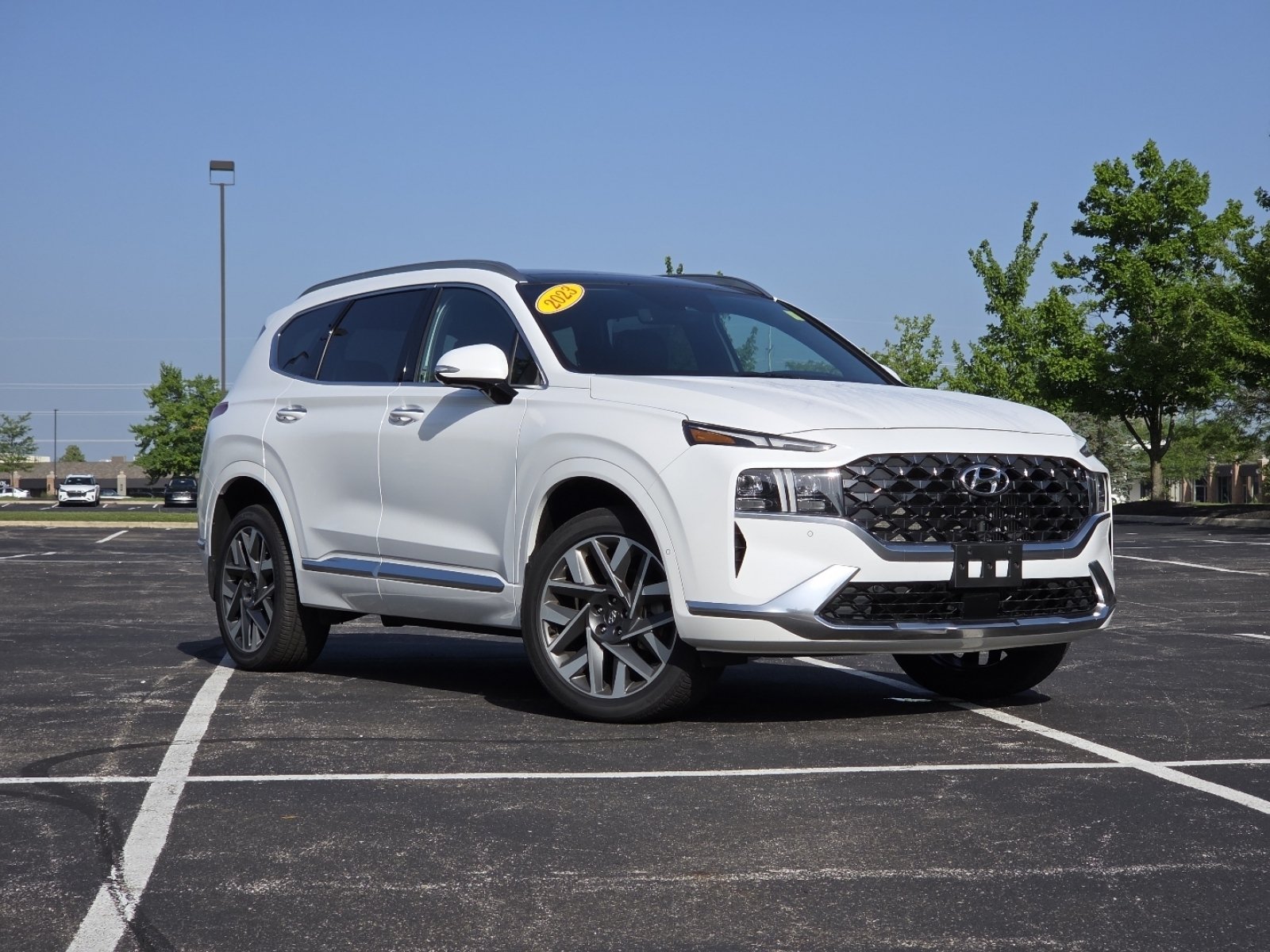 Used 2023 Hyundai Santa Fe Calligraphy w/ Cargo Package AWD/4WD image 2