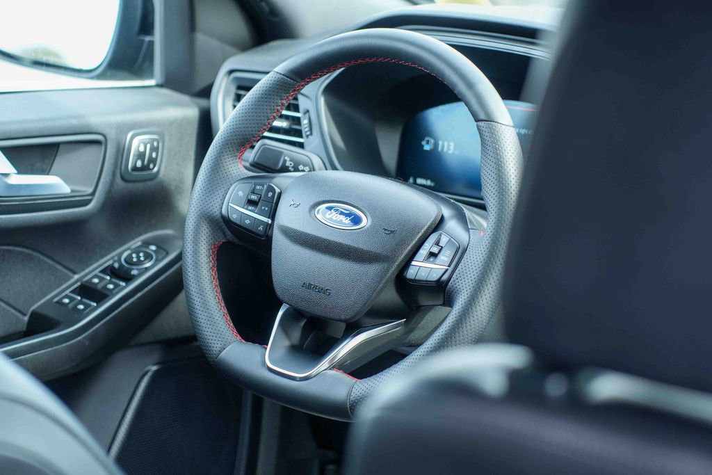 Certified 2023 Ford Escape ST-Line Select w/ Tech Pack #2 image 22