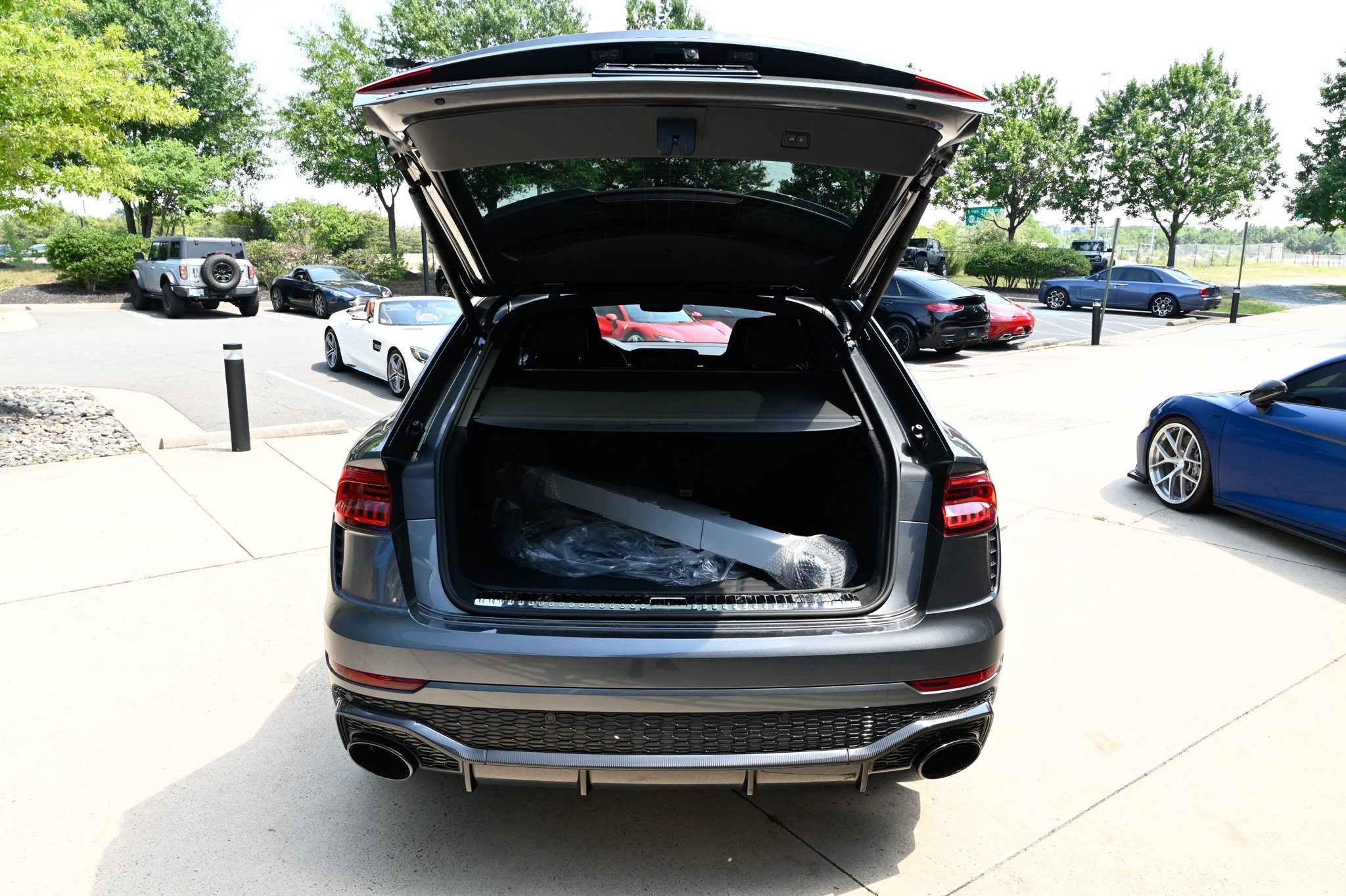 Used 2024 Audi RS Q8 AWD/4WD image 43