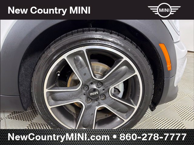 Used 2015 MINI Cooper Roadster FWD image 9
