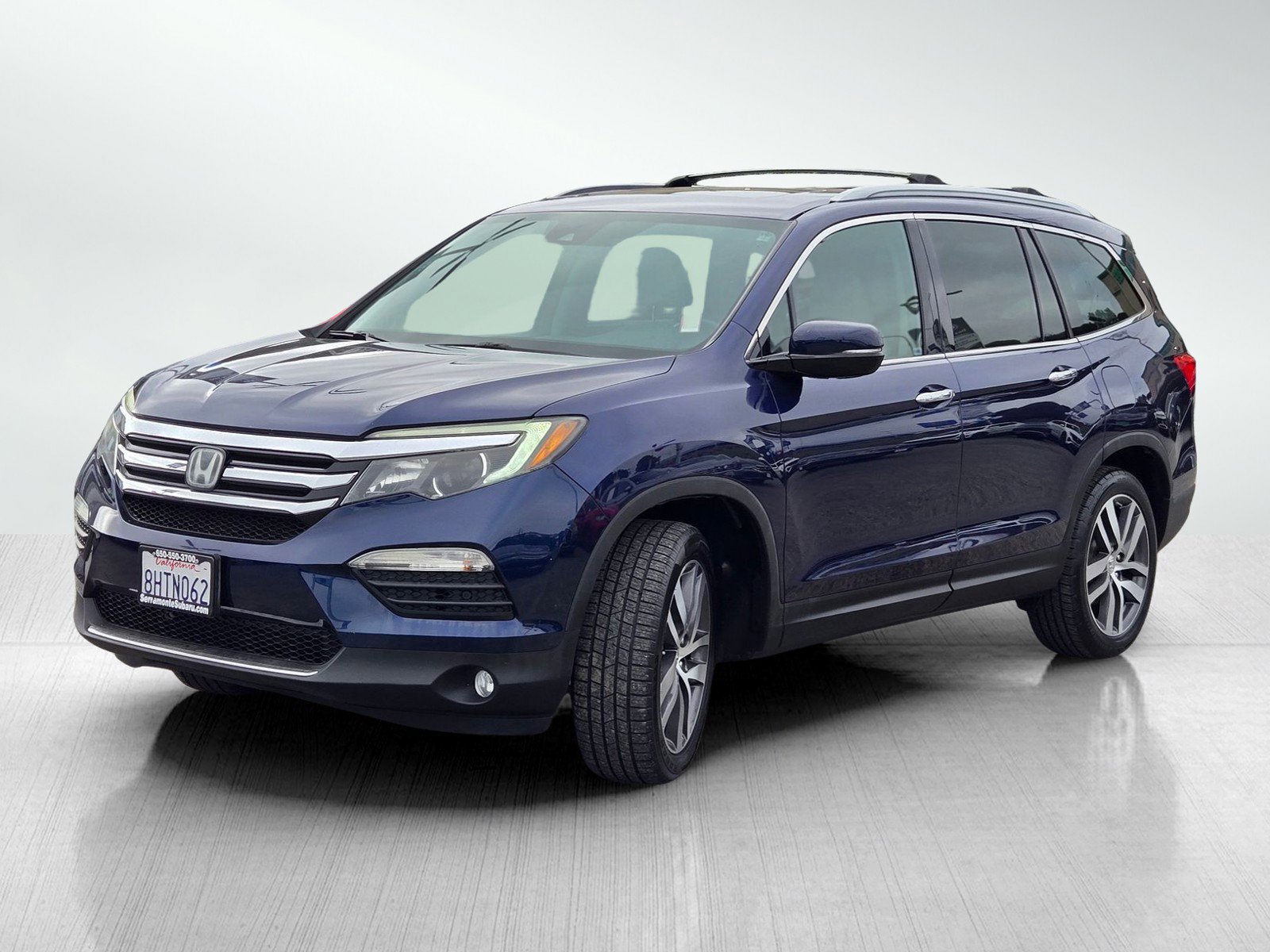 Used 2016 Honda Pilot Touring image 8