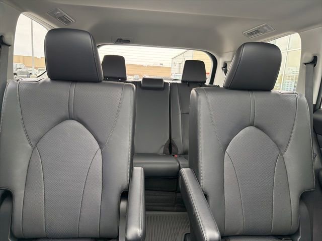 Certified 2024 Toyota Grand Highlander Limited image 38