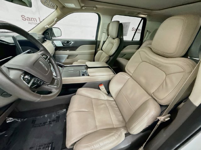 Used 2024 Lincoln Navigator L Reserve AWD/4WD image 22