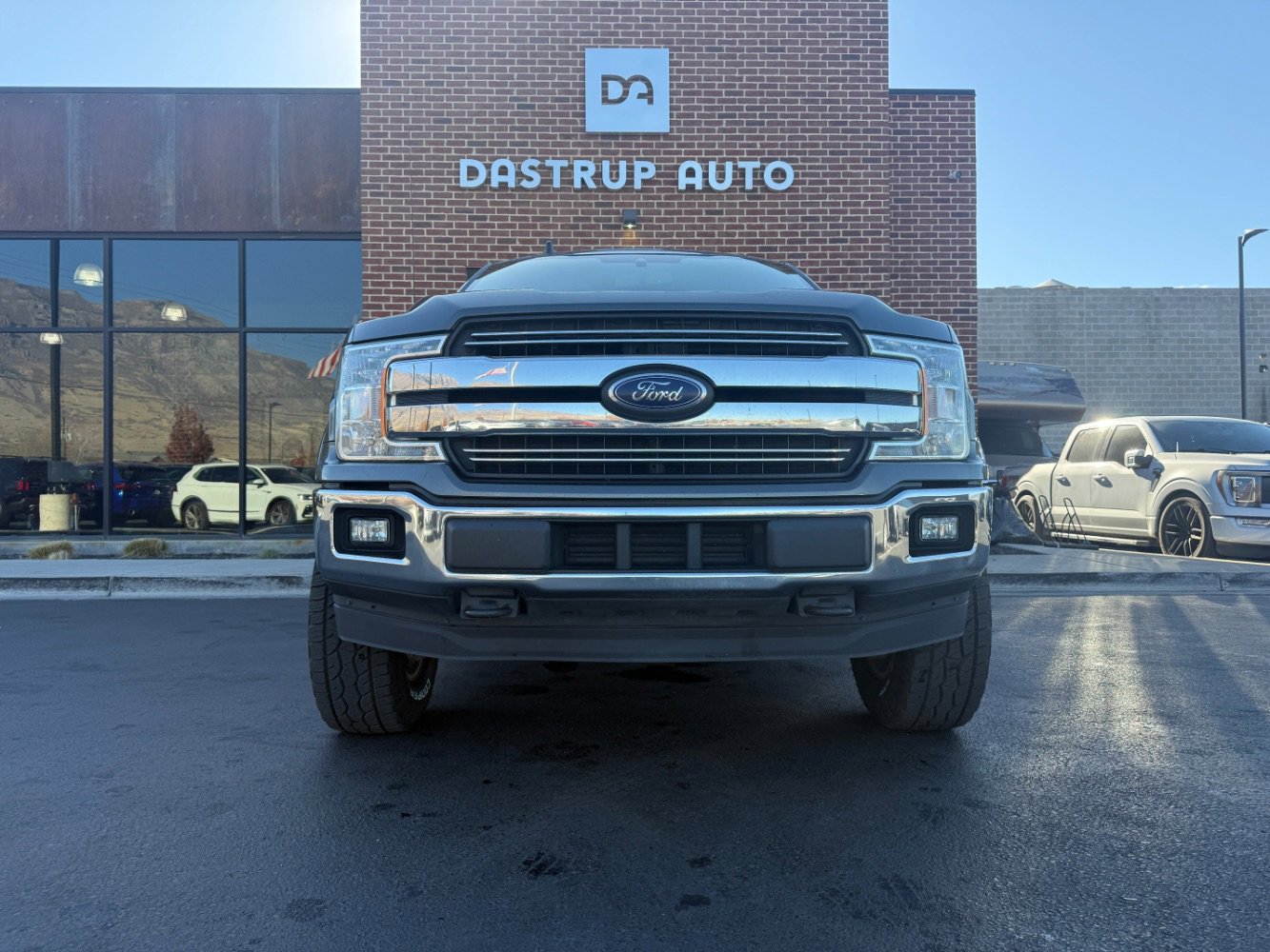 Used 2020 Ford F150 Lariat AWD/4WD image 2