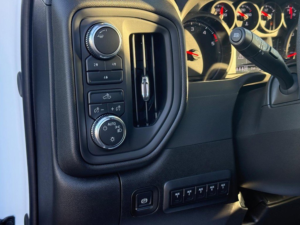 New 2026 GMC Sierra 3500 Pro w/ Convenience Package AWD/4WD image 13