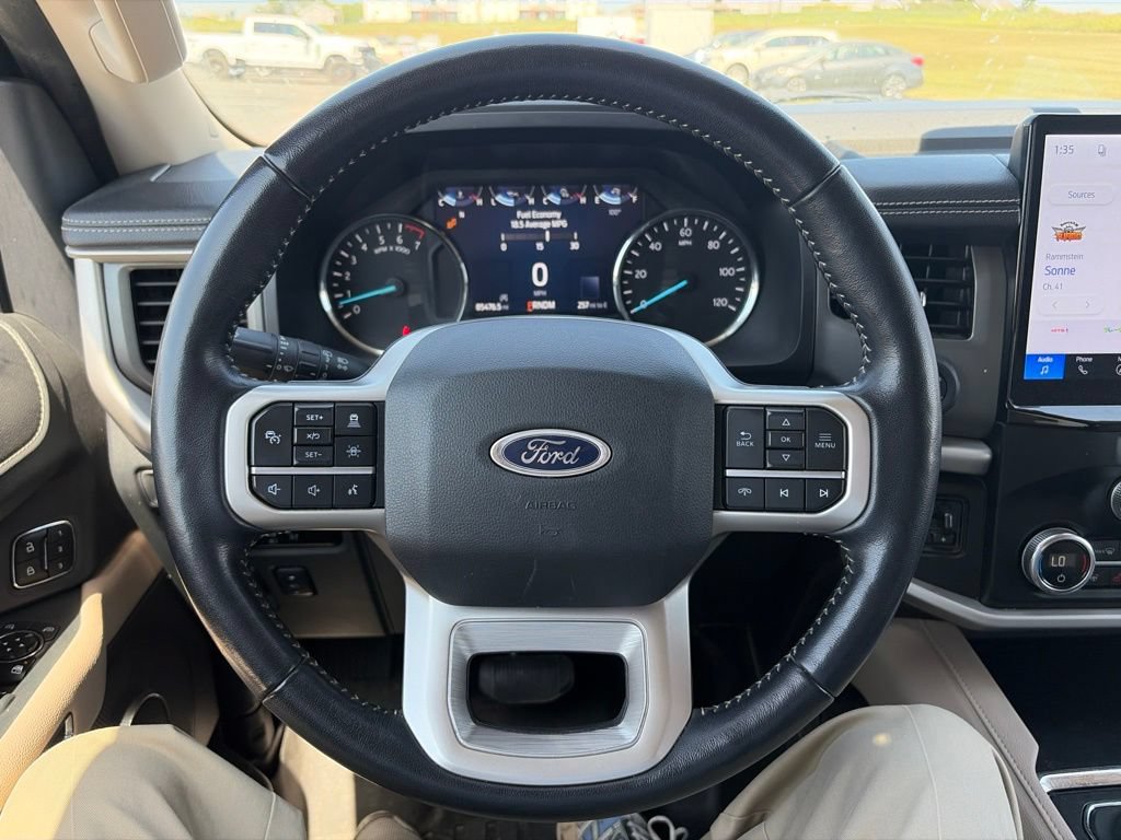 Used 2023 Ford Expedition XLT AWD/4WD image 10
