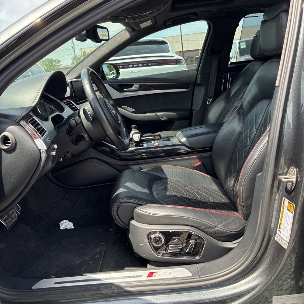 Used 2017 Audi S8 Plus w/ Dynamic Package image 8