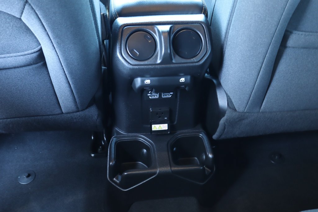 Certified 2026 Jeep Wrangler Unlimited Sahara AWD/4WD image 28