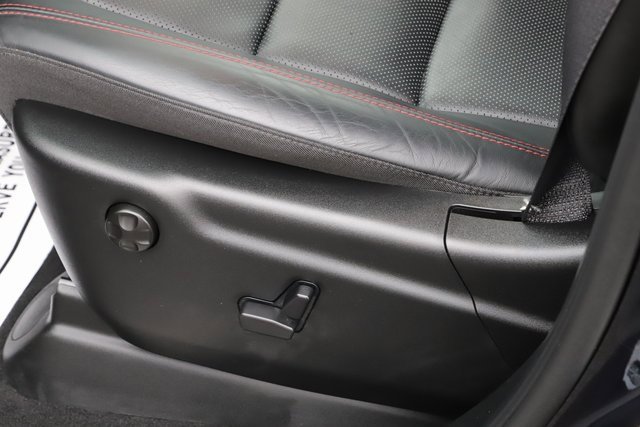 Used 2025 Dodge Durango GT image 16