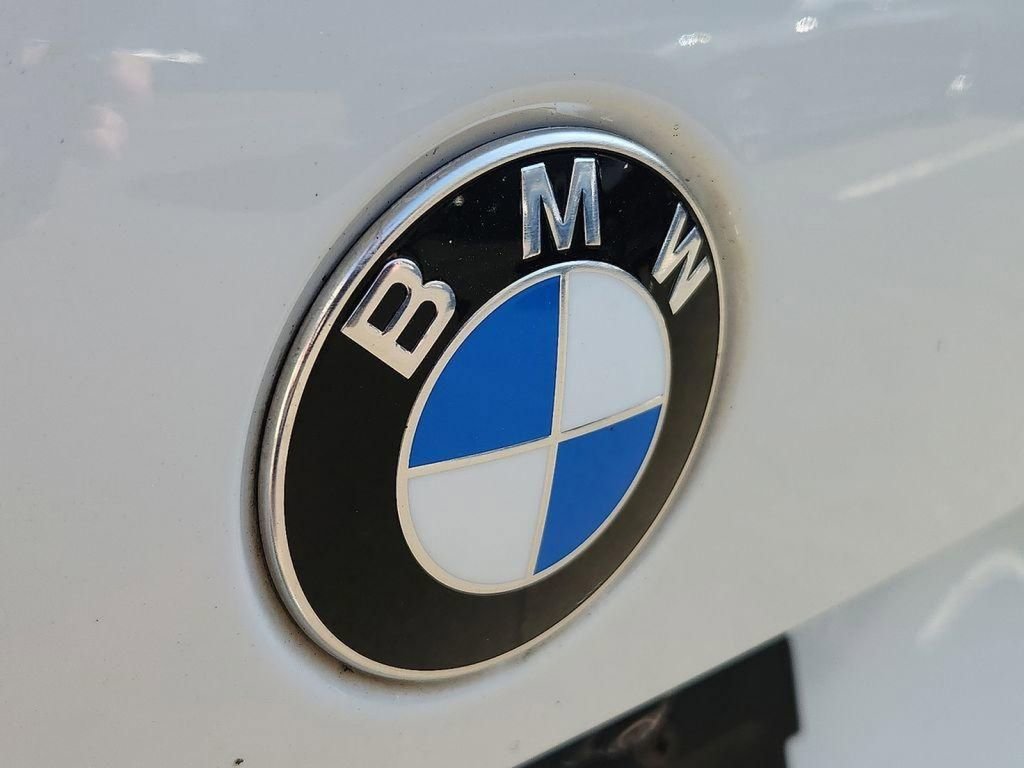 Used 2022 BMW X5 xDrive40i w/ Parking Assistance Package image 30