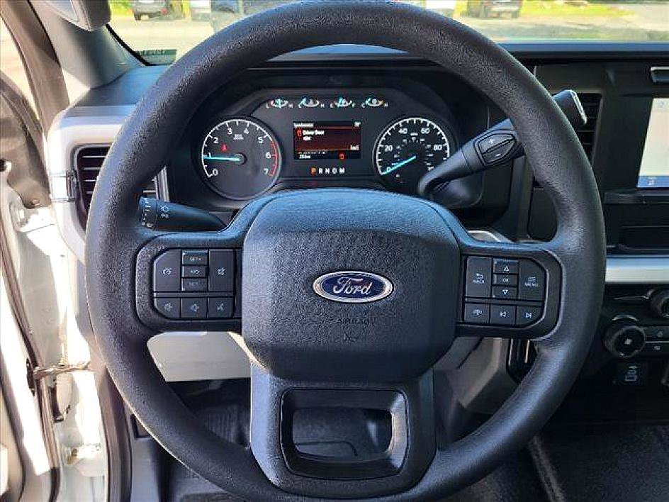 New 2023 Ford F250 XL w/ XL Chrome Package image 14