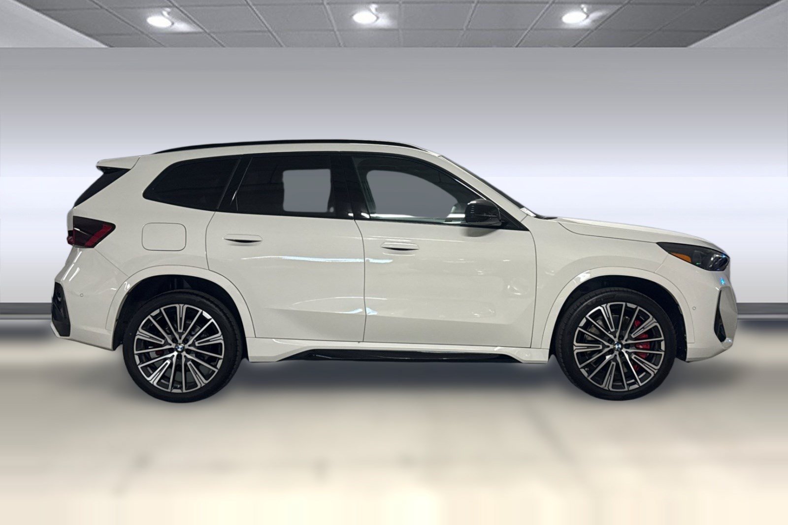 New 2026 BMW X1 xDrive28i w/ Technology Package AWD/4WD image 8