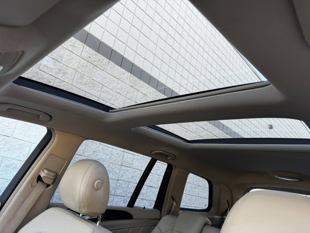 Used 2016 Mercedes-Benz GL 450 4MATIC image 22