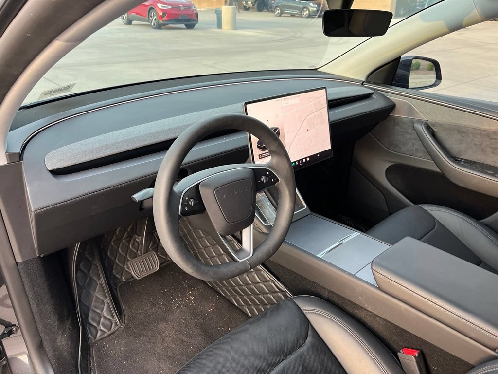 Used 2026 Tesla Model Y Long Range AWD/4WD image 12
