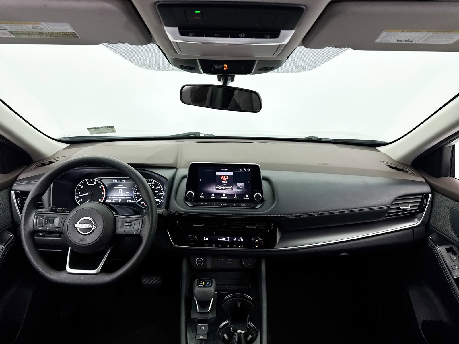 Used 2022 Nissan Rogue SV image 20